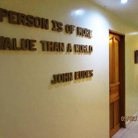 The Good Shepherd Hostel Makati City Dış mekan fotoğraf